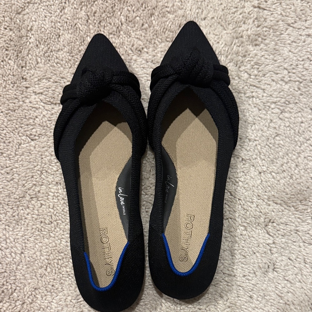 Rothy's Black and Blue Knot Flats